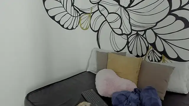 EmilySumer online show from 10, 5, 2026