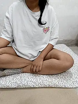 Snapshot of Rubyrosemumbai chatting on 15, 10, 2025 Rubyrosemumbai online show from 15, 10, 2025