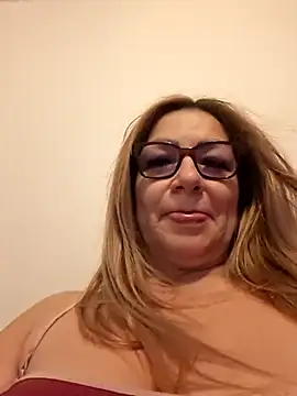 Snapshot of gisela27 chatting on 7, 3, 2026 gisela27 online show from 7, 3, 2026