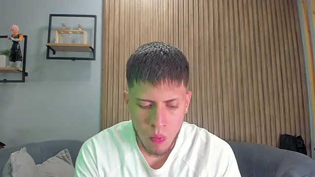 Snapshot of SebastianMaximoff chatting on 2, 12, 2024 SebastianMaximoff online show from 2, 12, 2024