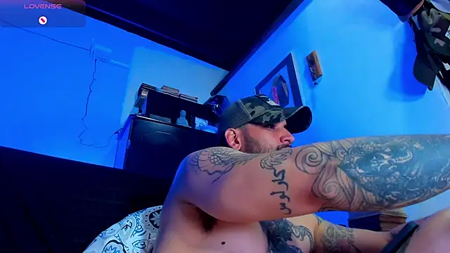 Snapshot of CamiloGray_ chatting on 14, 2, 2025 CamiloGray  online show from 14, 2, 2025