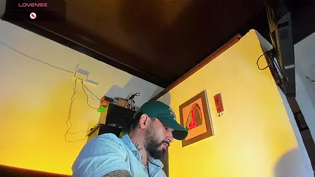 Snapshot of CamiloGray_ chatting on 9, 9, 2025 CamiloGray  online show from 9, 9, 2025