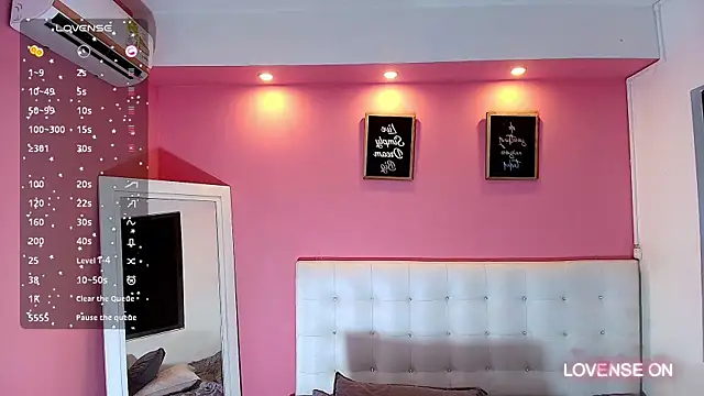 hornyhousekeeper  online show from 10, 12, 2024