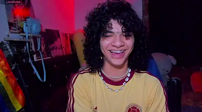 sweetvond  online show from 11, 2, 2025