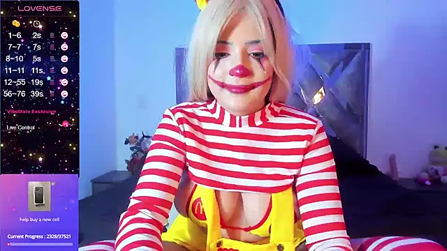 Snapshot of cutesarah_ chatting on 2, 12, 2024 cutesarah  online show from 2, 12, 2024