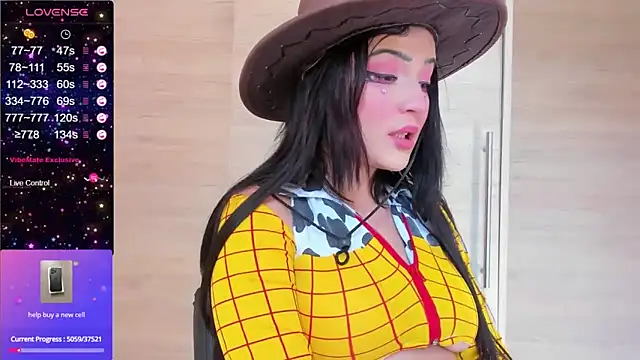 Snapshot of cutesarah_ chatting on 8, 12, 2024 cutesarah  online show from 8, 12, 2024