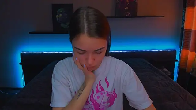 AlexaBarkley online show from 12, 3, 2025