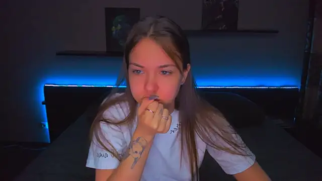 AlexaBarkley online show from 13, 3, 2026