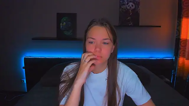 AlexaBarkley online show from 8, 5, 2026