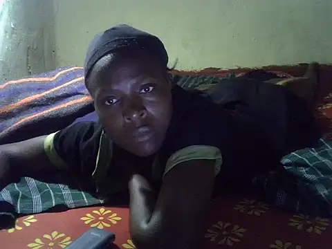Snapshot of cute-shamza chatting on 8, 10, 2025 cute-shamza online show from 8, 10, 2025