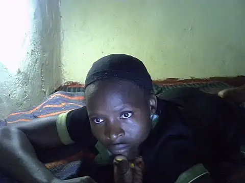 Snapshot of cute-shamza chatting on 18, 10, 2025 cute-shamza online show from 18, 10, 2025