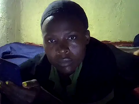 Snapshot of cute-shamza chatting on 18, 10, 2025 cute-shamza online show from 18, 10, 2025