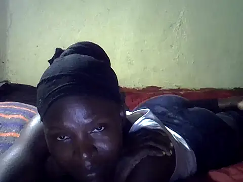 Snapshot of cute-shamza chatting on 24, 10, 2025 cute-shamza online show from 24, 10, 2025