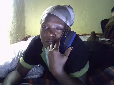 cute-shamza online show from 18, 11, 2025