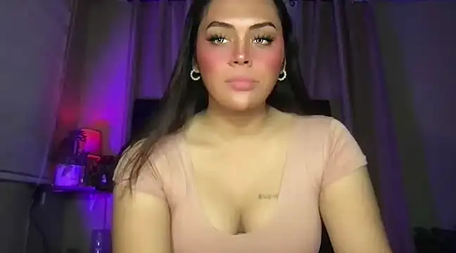 Snapshot of _MissKhimberlyXxx_ chatting on 11, 1, 2025 MissKhimberlyXxx online show from 11, 1, 2025