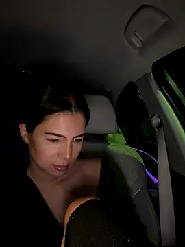 clairewntr online show from 21, 11, 2025