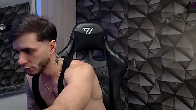 Latino stud4u online show from 6, 11, 2025