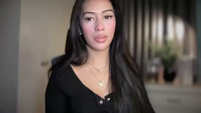 Jasmine Elcock online show from 19, 4, 2026