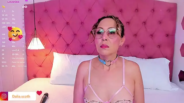 Snapshot of DaliaScoth chatting on 13, 2, 2025 DaliaScoth online show from 13, 2, 2025
