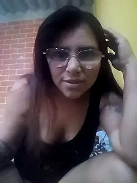 Snapshot of TRIANA123AA chatting on 15, 9, 2025 TRIANA123AA online show from 15, 9, 2025
