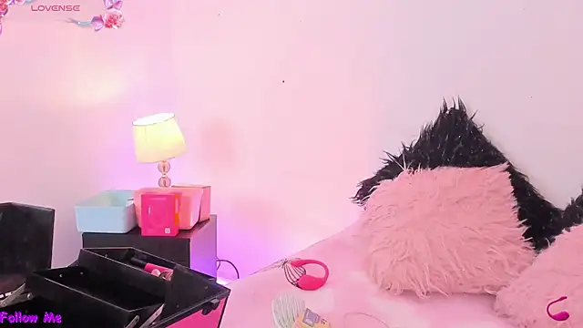 SophieRossi online show from 20, 11, 2025