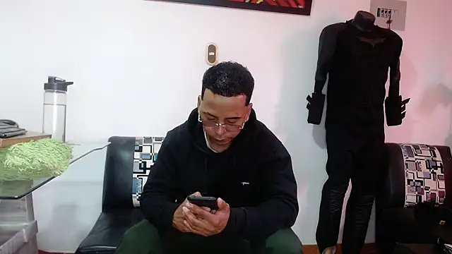 Snapshot of Black_hot266 chatting on 27, 11, 2025 Black hot266 online show from 27, 11, 2025