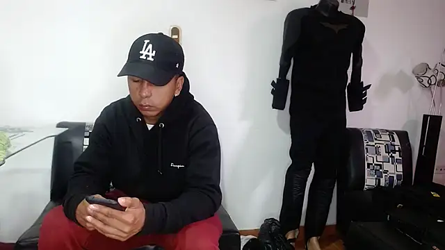 Snapshot of Black_hot266 chatting on 15, 12, 2025 Black hot266 online show from 15, 12, 2025