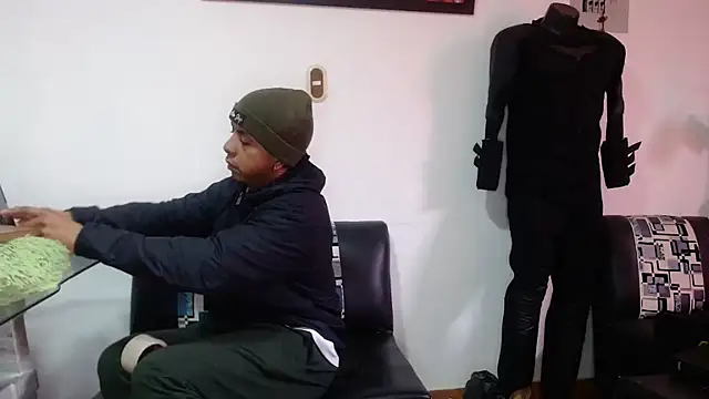 Snapshot of Black_hot266 chatting on 18, 12, 2025 Black hot266 online show from 18, 12, 2025