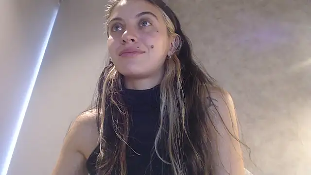 mariecam420 online show from 7, 1, 2025