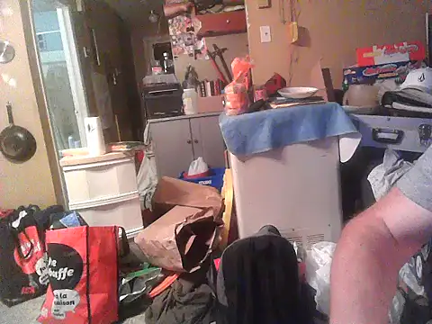 M9ntreal online show from 10, 9, 2025