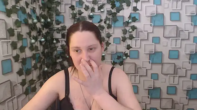 JosieJun  online show from 17, 1, 2025