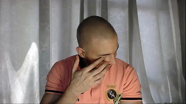 Armando 2002 online show from 20, 9, 2025