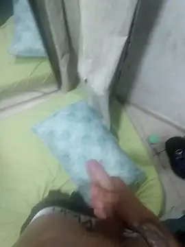 Snapshot of eu_poseison chatting on 9, 3, 2025 eu poseison online show from 9, 3, 2025