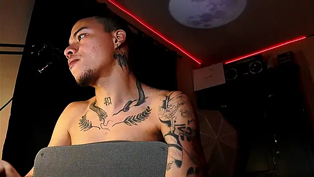 Snapshot of BestMasterForYou chatting on 8, 10, 2025 BestMasterForYou online show from 8, 10, 2025