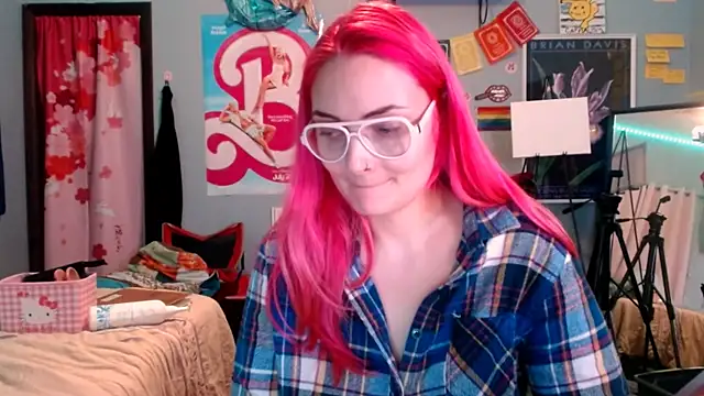 JenniferGwen online show from 28, 10, 2025