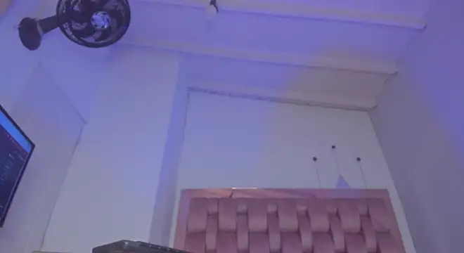 Snapshot of swt-booty chatting on 25, 12, 2024 swt-booty online show from 25, 12, 2024