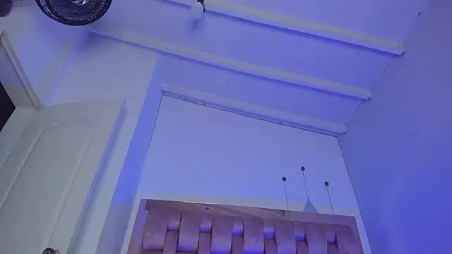 Snapshot of swt-booty chatting on 21, 3, 2025 swt-booty online show from 21, 3, 2025