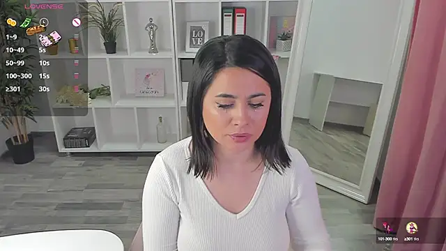 EmaBrownie online show from 30, 1, 2025