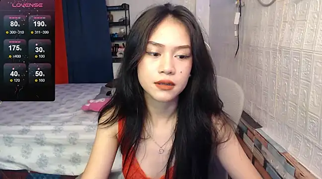 Snapshot of sweetmimi18 chatting on 25, 12, 2024 sweetmimi18 online show from 25, 12, 2024