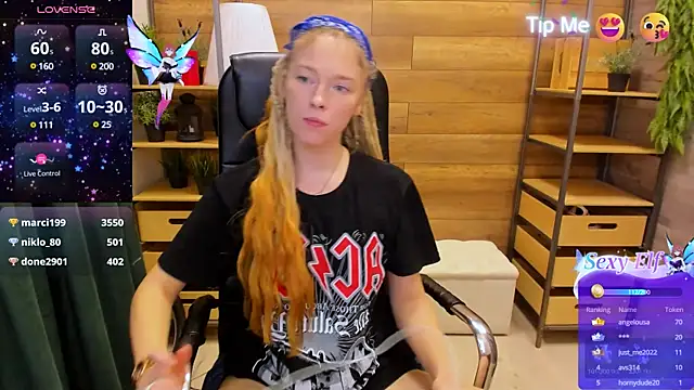 Snapshot of _fiona_Love chatting on 3, 2, 2025 fiona Love online show from 3, 2, 2025