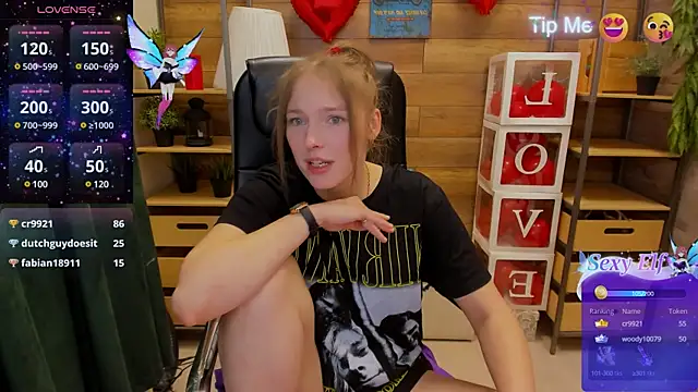 Snapshot of _fiona_Love chatting on 19, 3, 2025 fiona Love online show from 19, 3, 2025