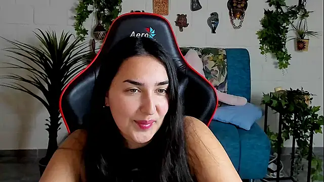 CeceliaJohnson online show from 24, 1, 2025