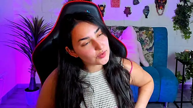 CeceliaJohnson online show from 6, 3, 2025