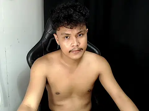 Snapshot of Brylon_ken chatting on 3, 10, 2025 Brylon ken online show from 3, 10, 2025