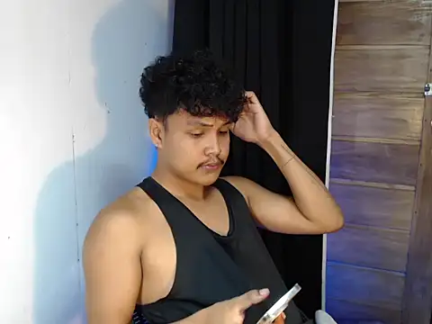 Snapshot of Brylon_ken chatting on 15, 10, 2025 Brylon ken online show from 15, 10, 2025