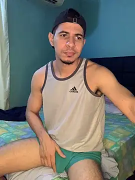 Snapshot of steven_clain chatting on 5, 3, 2025 steven clain online show from 5, 3, 2025