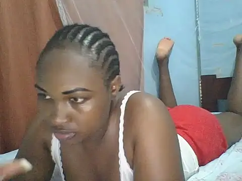 Snapshot of cute_lavenda chatting on 4, 12, 2025 cute lavenda online show from 4, 12, 2025