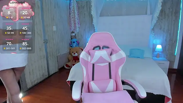 Snapshot of floryn_susana chatting on 20, 5, 2026 floryn susana online show from 20, 5, 2026