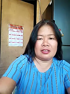 lickmepussy21 online show from 16, 3, 2026