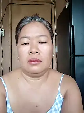 Snapshot of lickmepussy21 chatting on 22, 4, 2026 lickmepussy21 online show from 22, 4, 2026